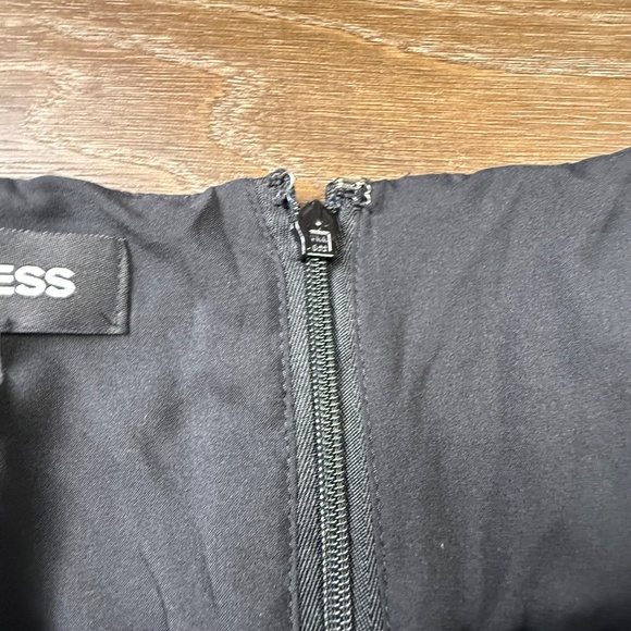 Express Women's Faux Leather Mini Skirt, Black, Size 4, Lined, Party/Holiday - Picture 4 of 8